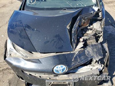 Zdjęcie 11 z 12 samochodu: 2016 TOYOTA PRIUS THREE VIN:JTDKARFU6G3005510 - miniatura