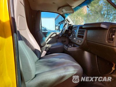 Zdjęcie 11 z 13 samochodu: 2016 GMC SAVANA BOX TRUCK VIN:1GD37TCG6G1303741 - miniatura