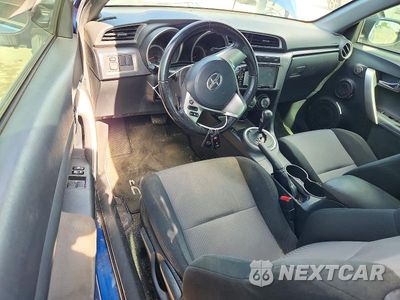 Zdjęcie 8 z 12 samochodu: 2016 SCION TC BASE VIN:JTKJF5C75GJ022209 - miniatura