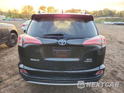 Zdjęcie 6 z 13 samochodu: 2017 TOYOTA RAV4 HYBRID XLE VIN:JTMRJREV7HD106091 - miniatura