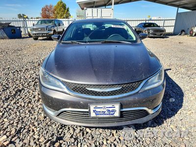 Piąte zdjęcie samochodu w środku: 2015 CHRYSLER 200 LIMITED VIN:1C3CCCAB8FN674676 - miniatura