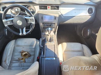 Zdjęcie 8 z 12 samochodu: 2012 FORD MUSTANG VIN:1ZVBP8AM5C5212272 - miniatura