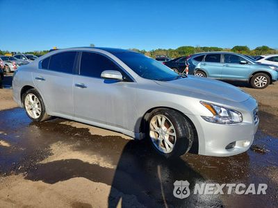 Czwarte zdjęcie samochodu z boku: 2012 NISSAN MAXIMA 3.5 S VIN:1N4AA5AP6CC851724 - miniatura