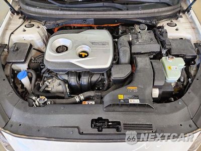 Zdjęcie 11 z 12 samochodu: 2019 HYUNDAI SONATA HYBRID LIMITED VIN:KMHE34L33KA092594 - miniatura