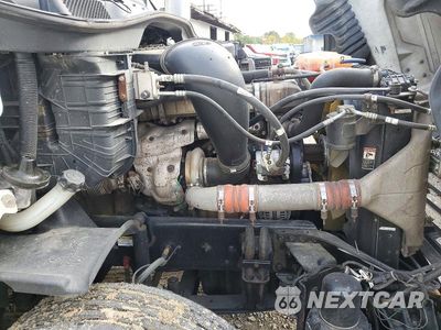Zdjęcie 11 z 13 samochodu: 2017 FREIGHTLINER CASCADIA 125 SEMI TRUCK VIN:3AKJGLDR7HSGY9359 - miniatura