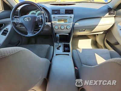 Zdjęcie 8 z 12 samochodu: 2007 TOYOTA CAMRY SE VIN:4T1BE46K47U130212 - miniatura