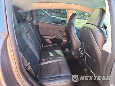 Zdjęcie 10 z 12 samochodu: 2023 TESLA MODEL Y VIN:7SAYGDEE4PA025439 - miniatura