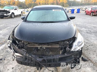 Piąte zdjęcie samochodu w środku: 2015 NISSAN ALTIMA 2.5 S VIN:1N4AL3AP2FC258641 - miniatura