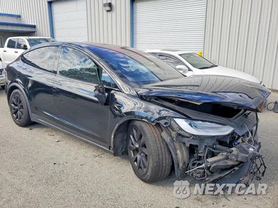 Czwarte zdjęcie samochodu z boku: 2022 TESLA MODEL X VIN:7SAXCBE53NF335321 - miniatura