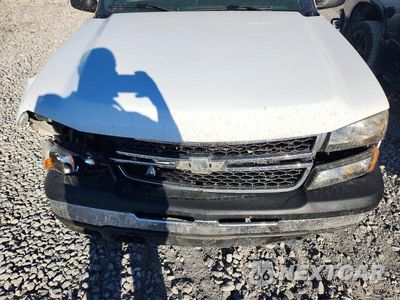 Zdjęcie 11 z 12 samochodu: 2006 CHEVROLET SILVERADO C1500 VIN:3GCEC14X46G266037 - miniatura