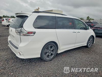 Trzecie zdjęcie samochodu z tyłu: 2017 TOYOTA SIENNA SE VIN:5TDXZ3DC9HS898259 - miniatura