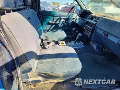 Zdjęcie 10 z 12 samochodu: 1990 NISSAN TRUCK V6 VIN:1N6HD12H9LC375403 - miniatura