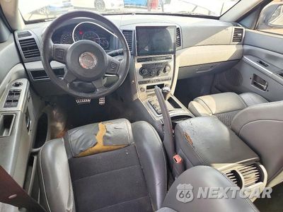 Zdjęcie 8 z 12 samochodu: 2006 JEEP GRAND CHEROKEE SRT-8 VIN:1J8HR78376C218114 - miniatura