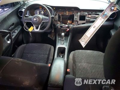 Zdjęcie 8 z 13 samochodu: 2021 NISSAN KICKS SV VIN:3N1CP5CV0ML552266 - miniatura