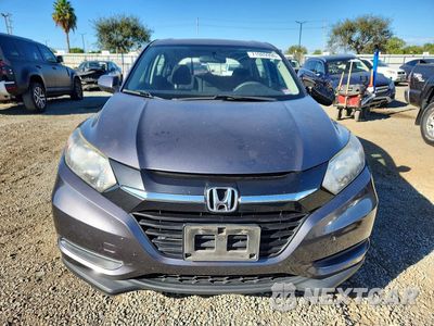 Piąte zdjęcie samochodu w środku: 2018 HONDA HR-V LX VIN:3CZRU5H30JG704701 - miniatura