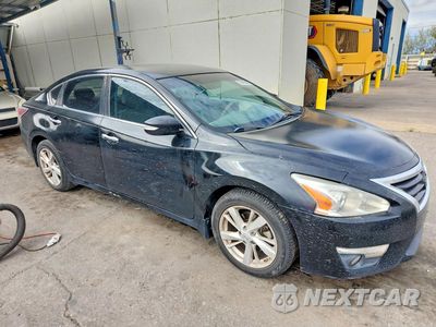 Czwarte zdjęcie samochodu z boku: 2015 NISSAN ALTIMA 2.5 SL VIN:1N4AL3APXFN346549 - miniatura