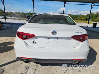 Zdjęcie 6 z 12 samochodu: 2019 ALFA ROMEO GIULIA SPORT VIN:ZARFAMAN6K7609649 - miniatura