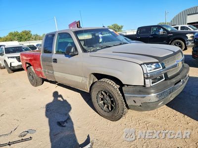Czwarte zdjęcie samochodu z boku: 2004 CHEVROLET SILVERADO K1500 VIN:1GCEK19T84E372522 - miniatura