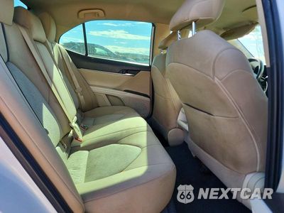 Zdjęcie 10 z 12 samochodu: 2021 TOYOTA CAMRY LE VIN:4T1C11AK1MU576562 - miniatura