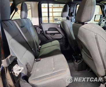 Zdjęcie 10 z 12 samochodu: 2026 JEEP WRANGLER SAHARA VIN:1C4PJXEN7TW179521 - miniatura