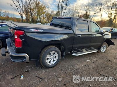 Trzecie zdjęcie samochodu z tyłu: 2019 CHEVROLET SILVERADO K1500 LT VIN:1GCUYDED0KZ216877 - miniatura