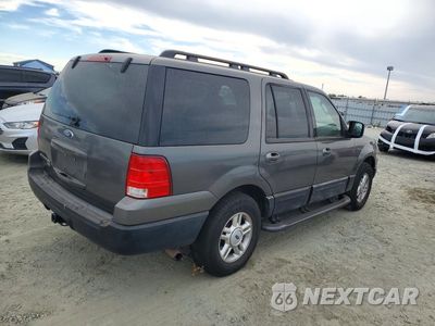 Trzecie zdjęcie samochodu z tyłu: 2005 FORD EXPEDITION XLT VIN:1FMPU15575LA20826 - miniatura