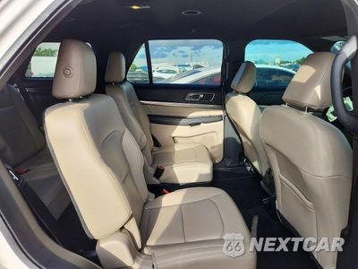 Zdjęcie 11 z 14 samochodu: 2019 FORD EXPLORER XLT VIN:1FM5K7D87KGB34874 - miniatura