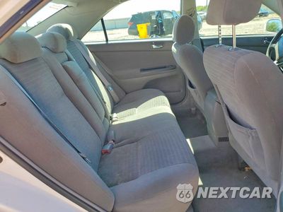 Zdjęcie 10 z 12 samochodu: 2005 TOYOTA CAMRY LE VIN:4T1BE32K95U393230 - miniatura