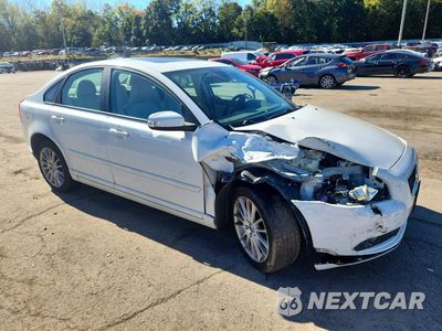 Czwarte zdjęcie samochodu z boku: 2011 VOLVO S40 T5 VIN:YV1672MSXB2536873 - miniatura