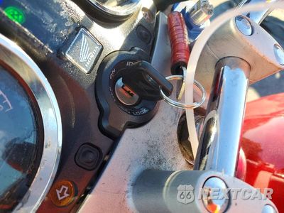 Zdjęcie 8 z 9 samochodu: 2007 HONDA CB900 F VIN:JH2SC48097M501488 - miniatura