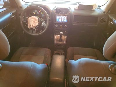 Zdjęcie 8 z 13 samochodu: 2014 JEEP PATRIOT SPORT VIN:1C4NJPBA2ED925204 - miniatura