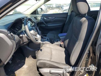 Zdjęcie 7 z 13 samochodu: 2017 NISSAN ROGUE S VIN:KNMAT2MV2HP603497 - miniatura