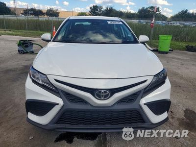 Piąte zdjęcie samochodu w środku: 2021 TOYOTA CAMRY SE VIN:4T1G11AK3MU603455 - miniatura