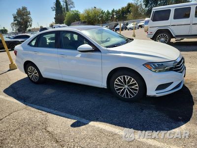 Czwarte zdjęcie samochodu z boku: 2019 VOLKSWAGEN JETTA S VIN:3VWC57BU5KM208654 - miniatura