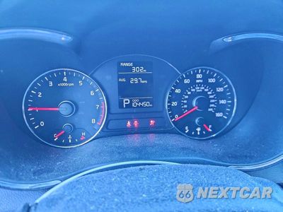 Zdjęcie 9 z 12 samochodu: 2016 KIA FORTE LX VIN:KNAFX4A67G5534364 - miniatura