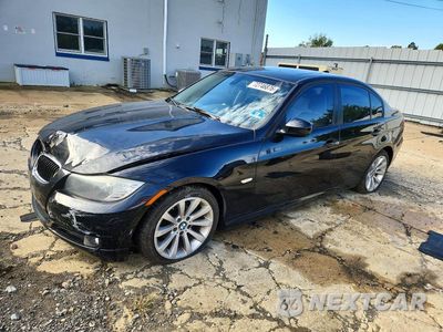 2011 BMW 328 I WBAPH7C53BE676386 - główne zdjęcie licytacji z USA - miniatura