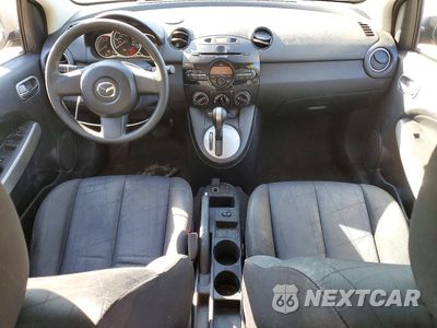 Zdjęcie 8 z 12 samochodu: 2011 MAZDA MAZDA2 SPORT VIN:JM1DE1HZ9B0109796 - miniatura