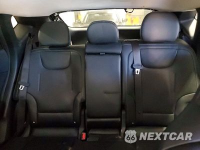 Zdjęcie 10 z 14 samochodu: 2023 KIA EV6 WIND VIN:KNDC34LAXP5612090 - miniatura