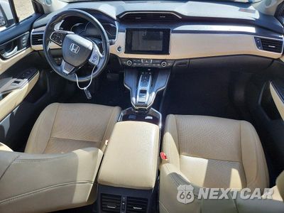 Zdjęcie 8 z 12 samochodu: 2018 HONDA CLARITY TOURING VIN:JHMZC5F39JC009386 - miniatura