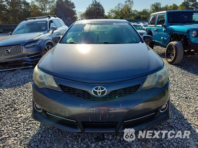 Piąte zdjęcie samochodu w środku: 2014 TOYOTA CAMRY SE VIN:4T1BF1FK1EU331915 - miniatura