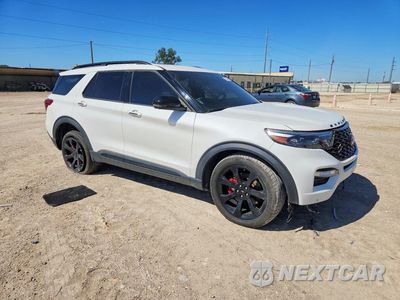 Czwarte zdjęcie samochodu z boku: 2023 FORD EXPLORER ST VIN:1FM5K8GC6PGA74390 - miniatura