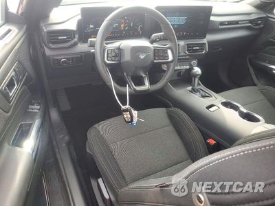 Zdjęcie 8 z 12 samochodu: 2026 FORD MUSTANG VIN:1FA6P8TH0T5127463 - miniatura
