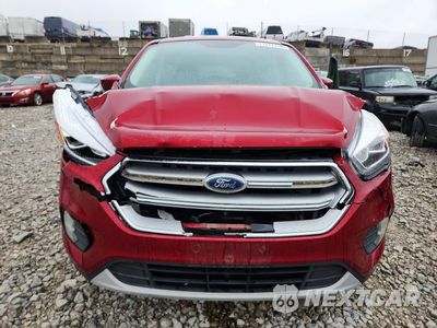 Piąte zdjęcie samochodu w środku: 2017 FORD ESCAPE SE VIN:1FMCU0GD6HUC75074 - miniatura