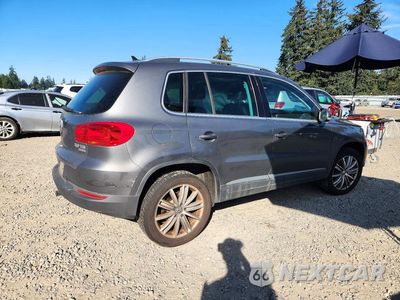 Trzecie zdjęcie samochodu z tyłu: 2012 VOLKSWAGEN TIGUAN S VIN:WVGBV7AX7CW087486 - miniatura