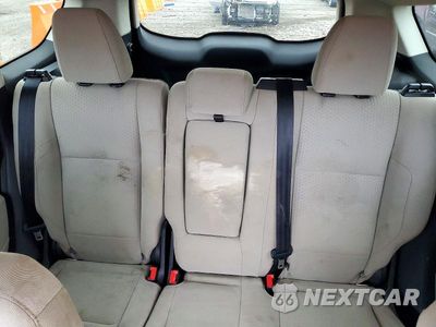 Zdjęcie 10 z 14 samochodu: 2019 FORD ESCAPE SE VIN:1FMCU9G94KUB83582 - miniatura