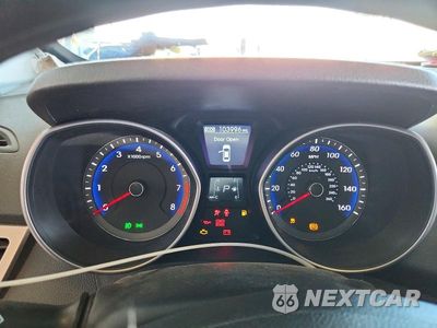 Zdjęcie 9 z 13 samochodu: 2014 HYUNDAI ELANTRA GT BASE VIN:KMHD35LH4EU186094 - miniatura