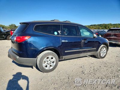 Trzecie zdjęcie samochodu z tyłu: 2012 CHEVROLET TRAVERSE LS VIN:1GNKRFED7CJ262309 - miniatura