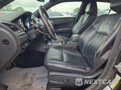 Zdjęcie 7 z 12 samochodu: 2013 CHRYSLER 300 S VIN:2C3CCABT3DH732372 - miniatura