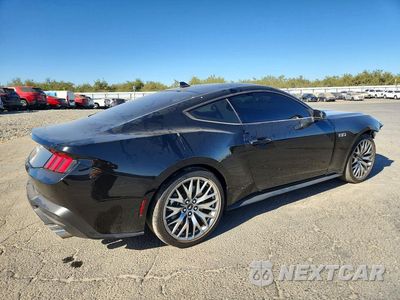 Trzecie zdjęcie samochodu z tyłu: 2025 FORD MUSTANG GT VIN:1FA6P8CF0S5416064 - miniatura