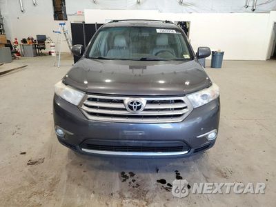 Piąte zdjęcie samochodu w środku: 2013 TOYOTA HIGHLANDER SE VIN:5TDBK3EH0DS183406 - miniatura